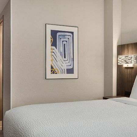 Holiday Inn Express Baltimore At The Stadiums By Ihg Экстерьер фото