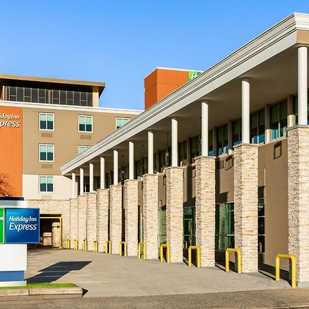 Holiday Inn Express Baltimore At The Stadiums By Ihg Экстерьер фото