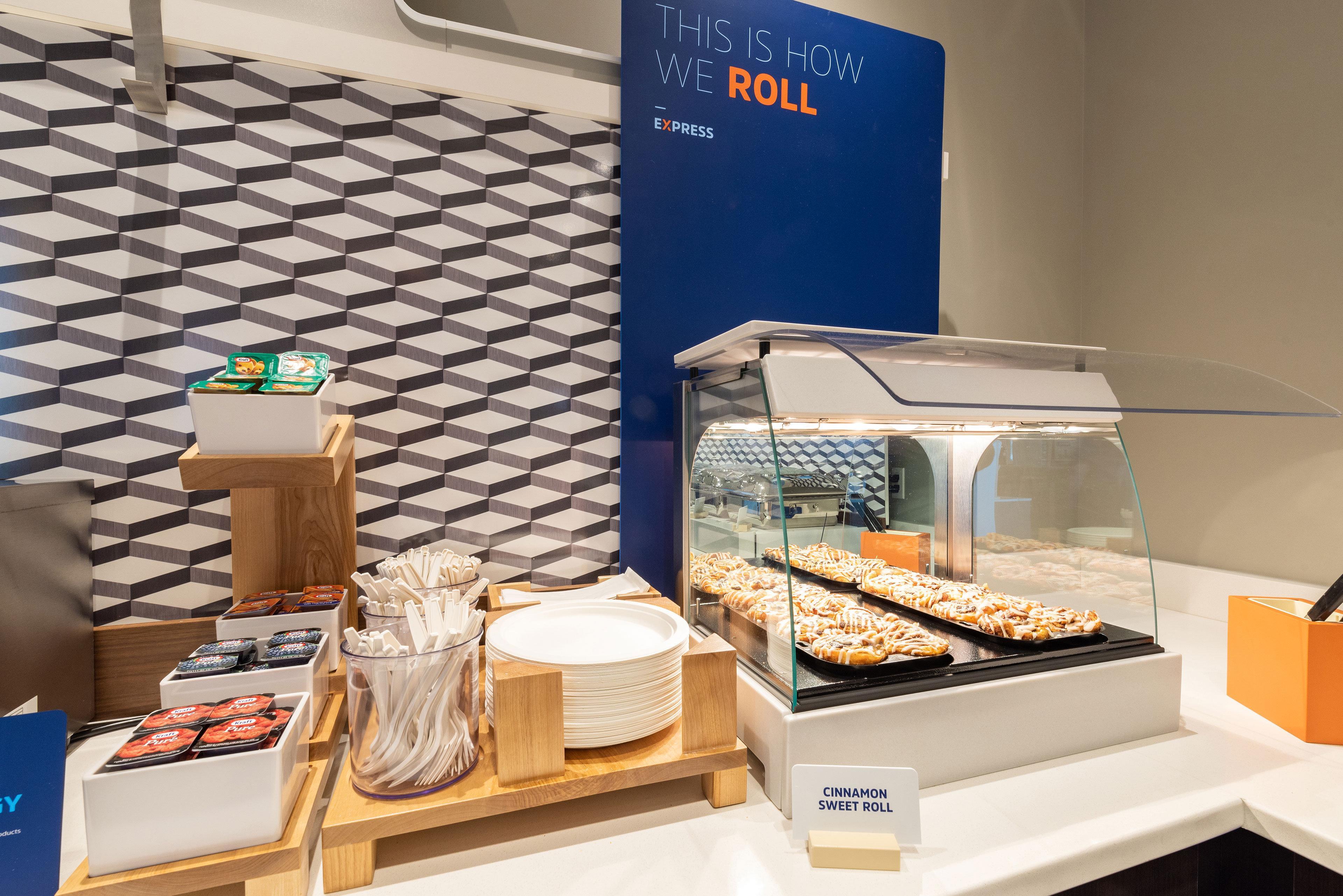 Holiday Inn Express Baltimore At The Stadiums By Ihg Экстерьер фото
