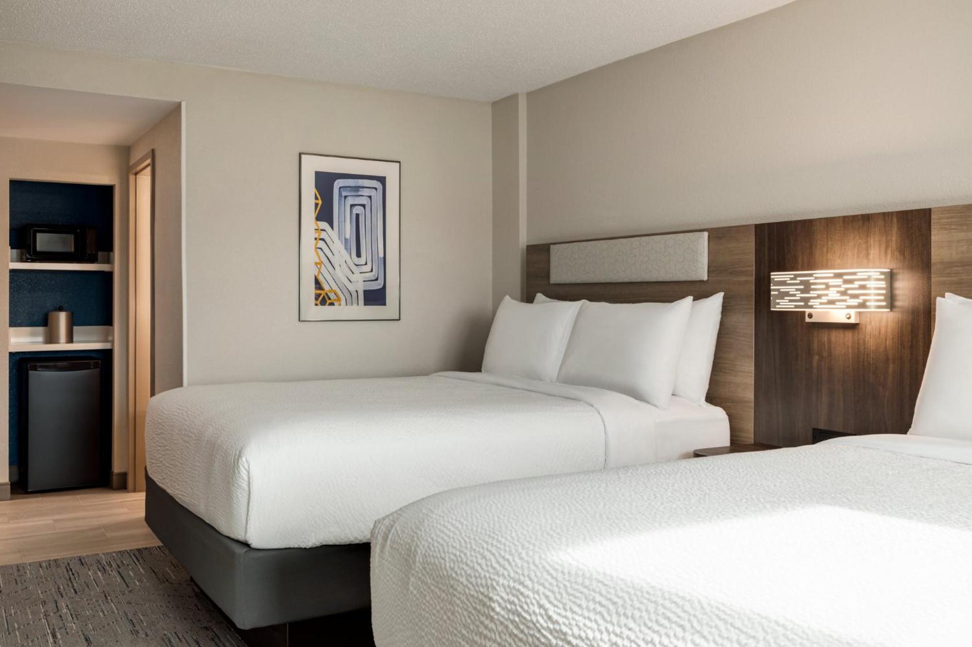 Holiday Inn Express Baltimore At The Stadiums By Ihg Экстерьер фото