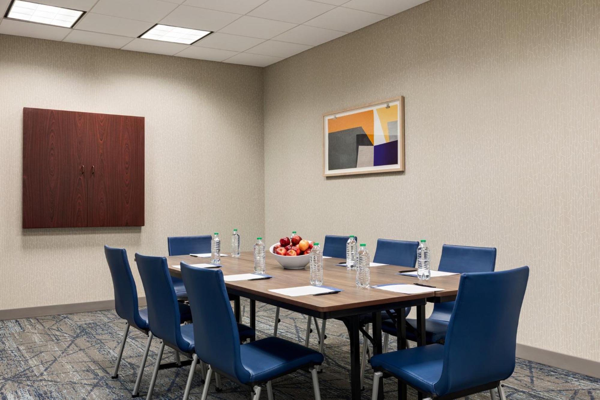 Holiday Inn Express Baltimore At The Stadiums By Ihg Экстерьер фото