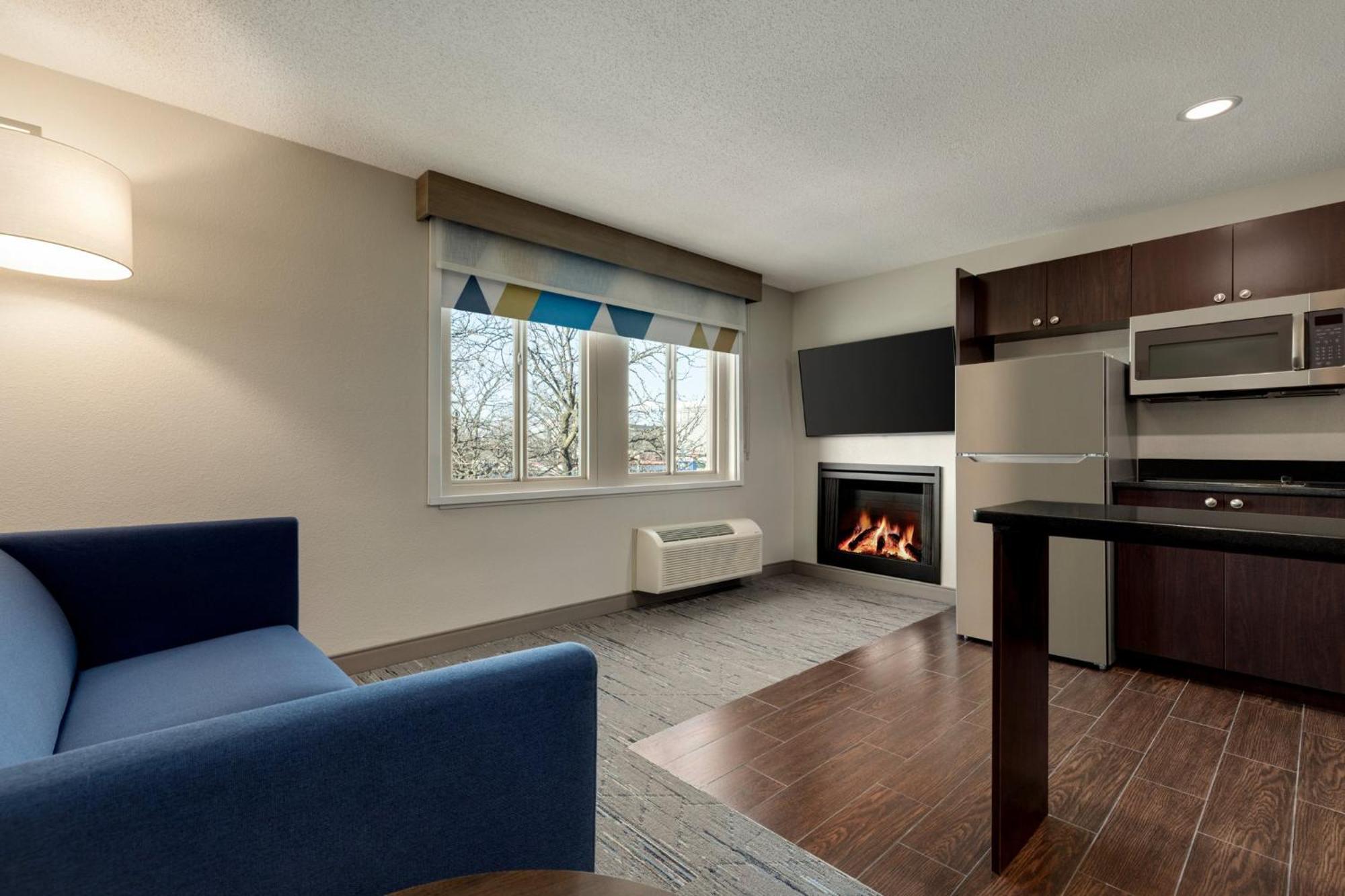 Holiday Inn Express Baltimore At The Stadiums By Ihg Экстерьер фото