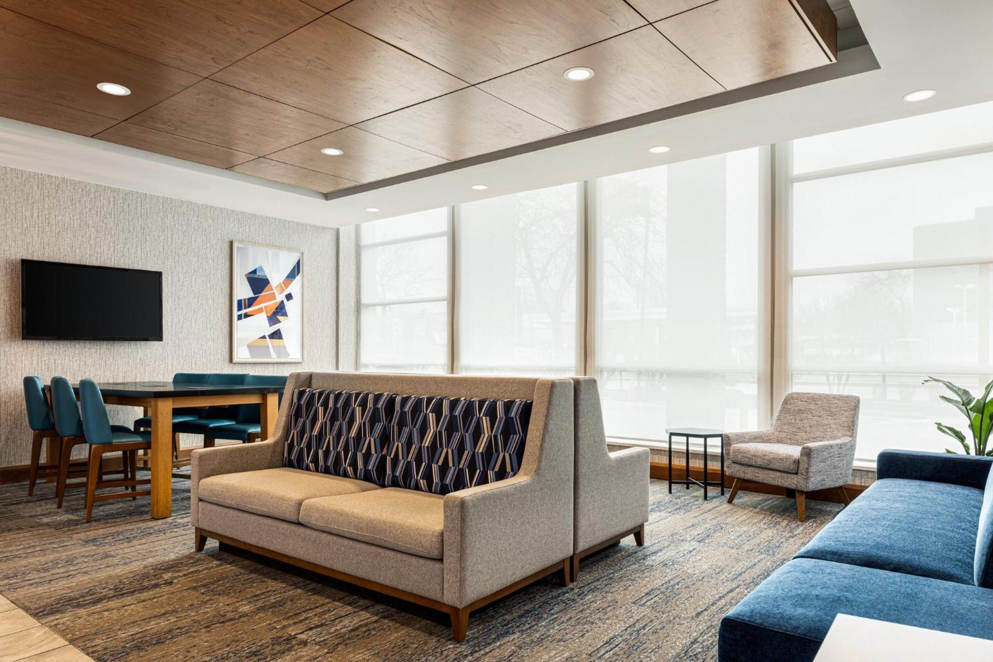 Holiday Inn Express Baltimore At The Stadiums By Ihg Экстерьер фото