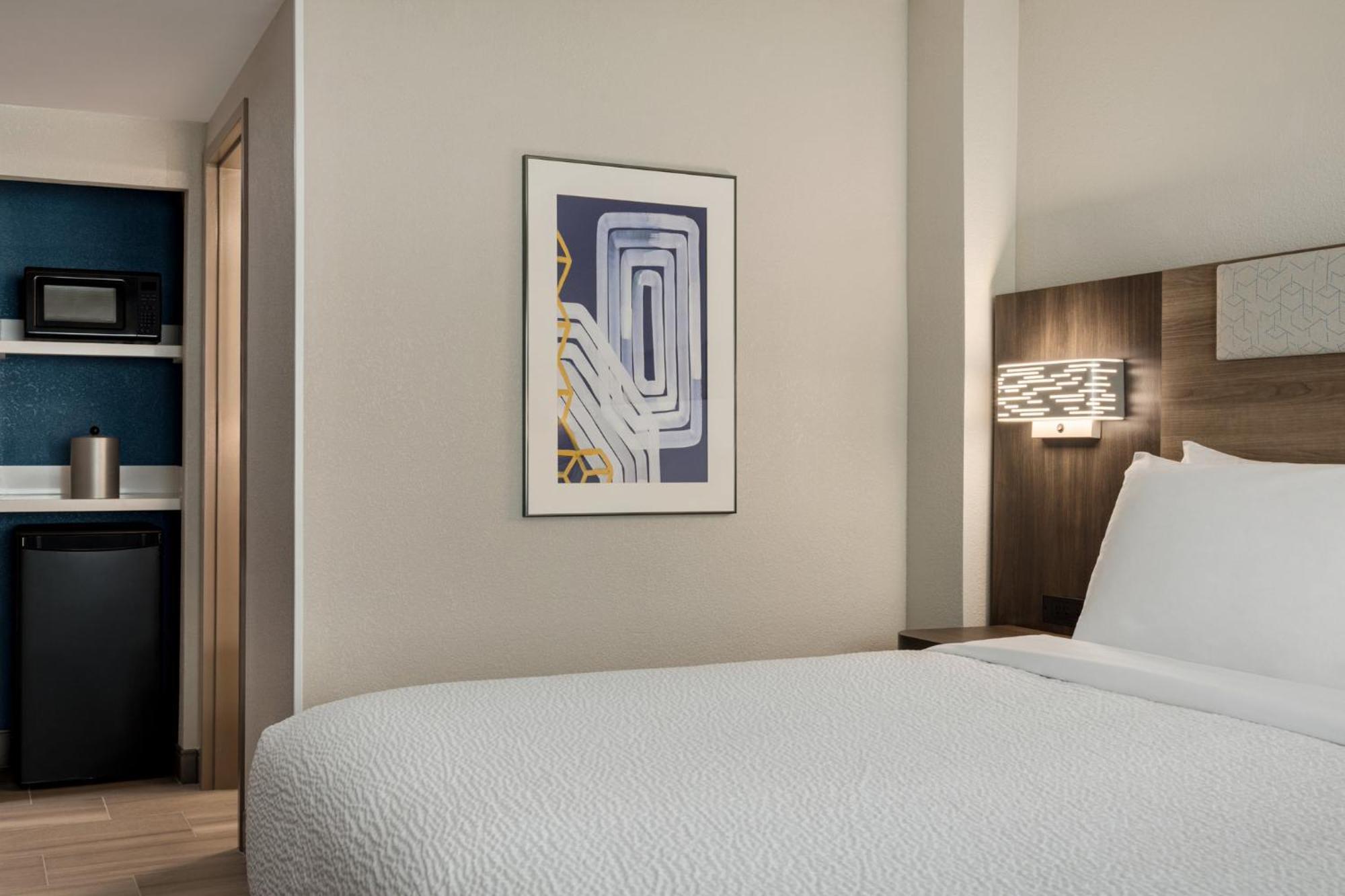 Holiday Inn Express Baltimore At The Stadiums By Ihg Экстерьер фото